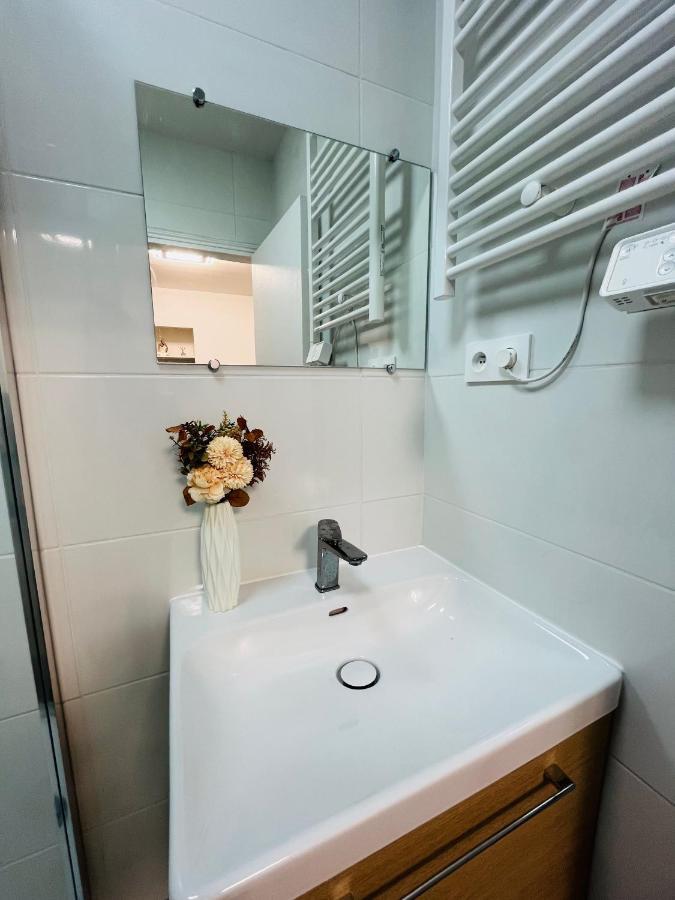 Dream Dwell Paris-Two Bedrooms Apart Near Gare Du Nord Экстерьер фото